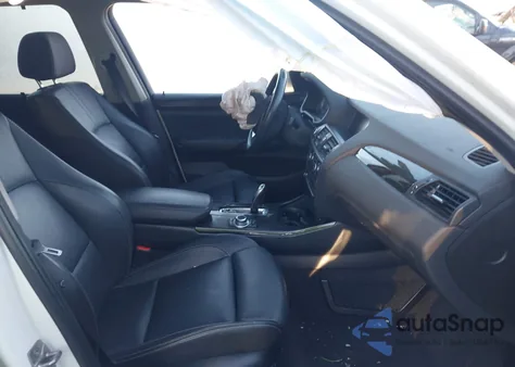 2011 BMW X3 xDrive28I z USA, uszkodzony, nr VIN 5UXWX5C55BL701224